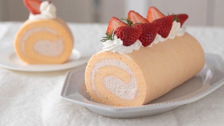 さくらロールケーキの作り方 Sakura Roll Cake｜HidaMari Cooking