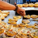 Pakistani Street Food – FAMOUS EGG BURGERS Karachi Pakistan