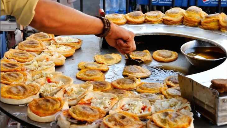 Pakistani Street Food – FAMOUS EGG BURGERS Karachi Pakistan